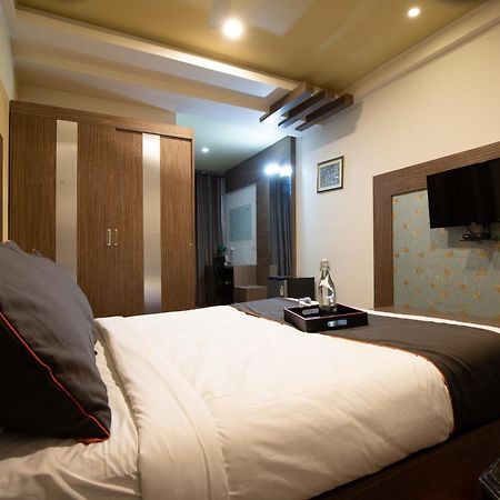 Super Collection O Golden Avenue Hotel Thiruvananthapuram Ngoại thất bức ảnh