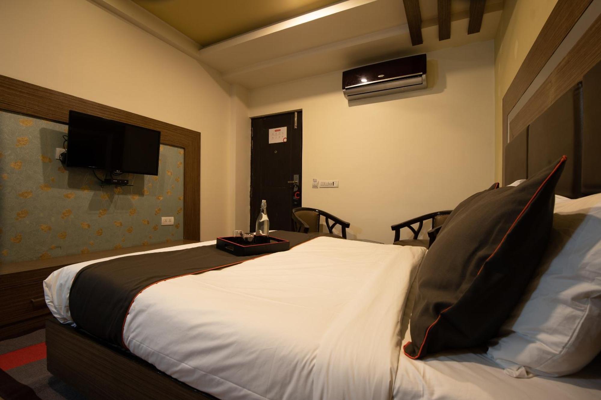 Super Collection O Golden Avenue Hotel Thiruvananthapuram Ngoại thất bức ảnh